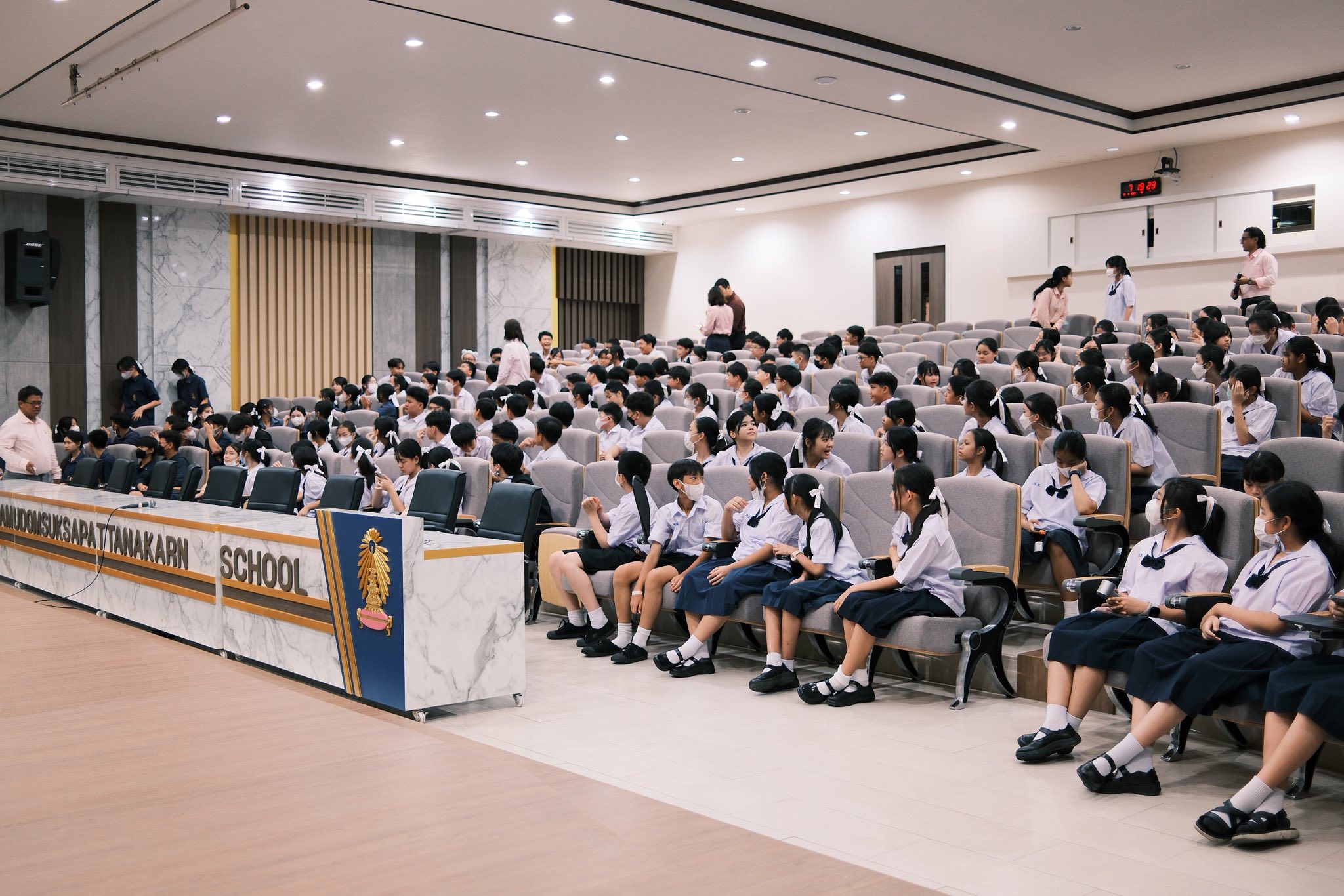 Opening Discussion Circle